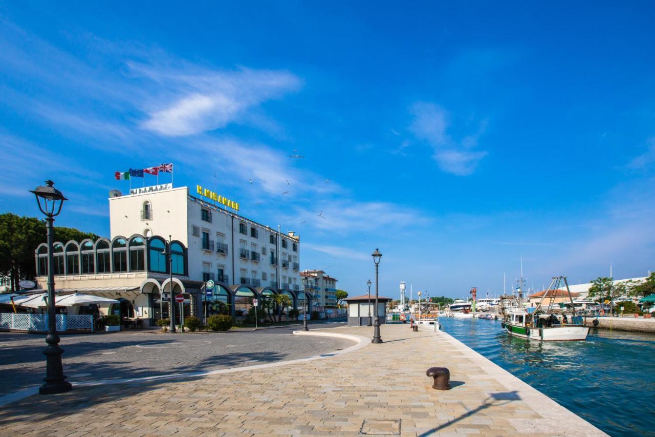 Miramare Hotel Ristorante Convegni تْشيزيناتيكو المظهر الخارجي الصورة