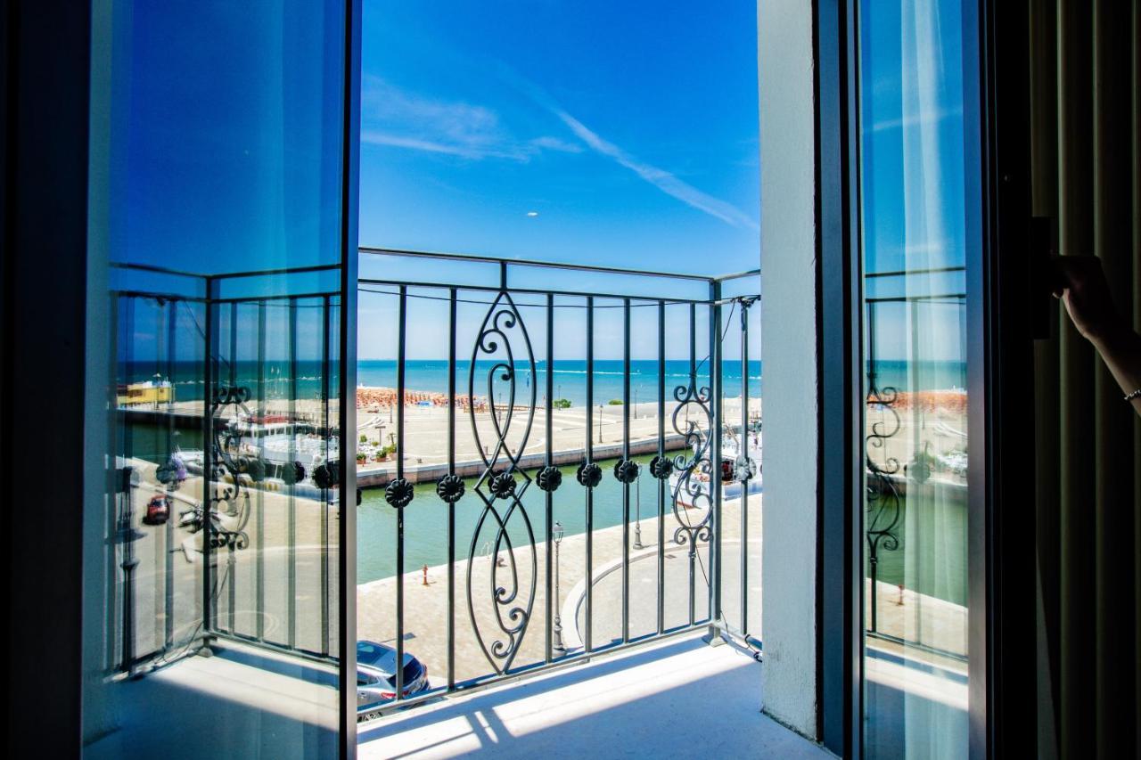 Miramare Hotel Ristorante Convegni تْشيزيناتيكو المظهر الخارجي الصورة