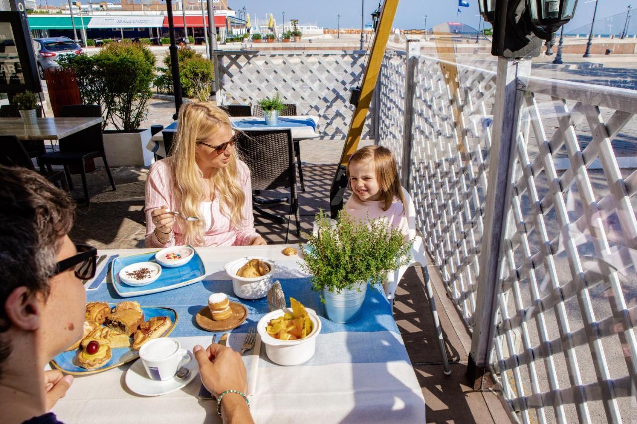 Miramare Hotel Ristorante Convegni تْشيزيناتيكو المظهر الخارجي الصورة
