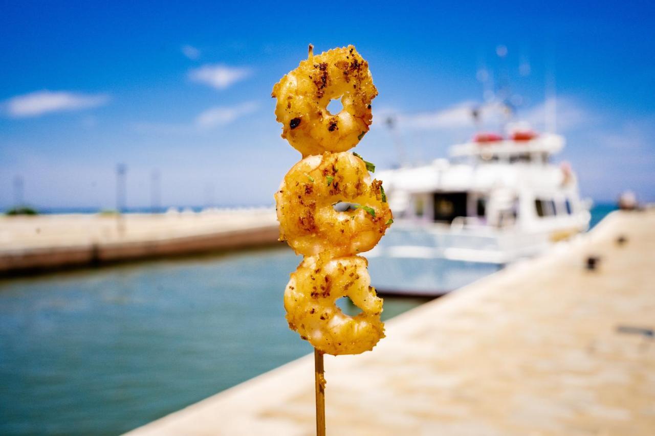 Miramare Hotel Ristorante Convegni تْشيزيناتيكو المظهر الخارجي الصورة
