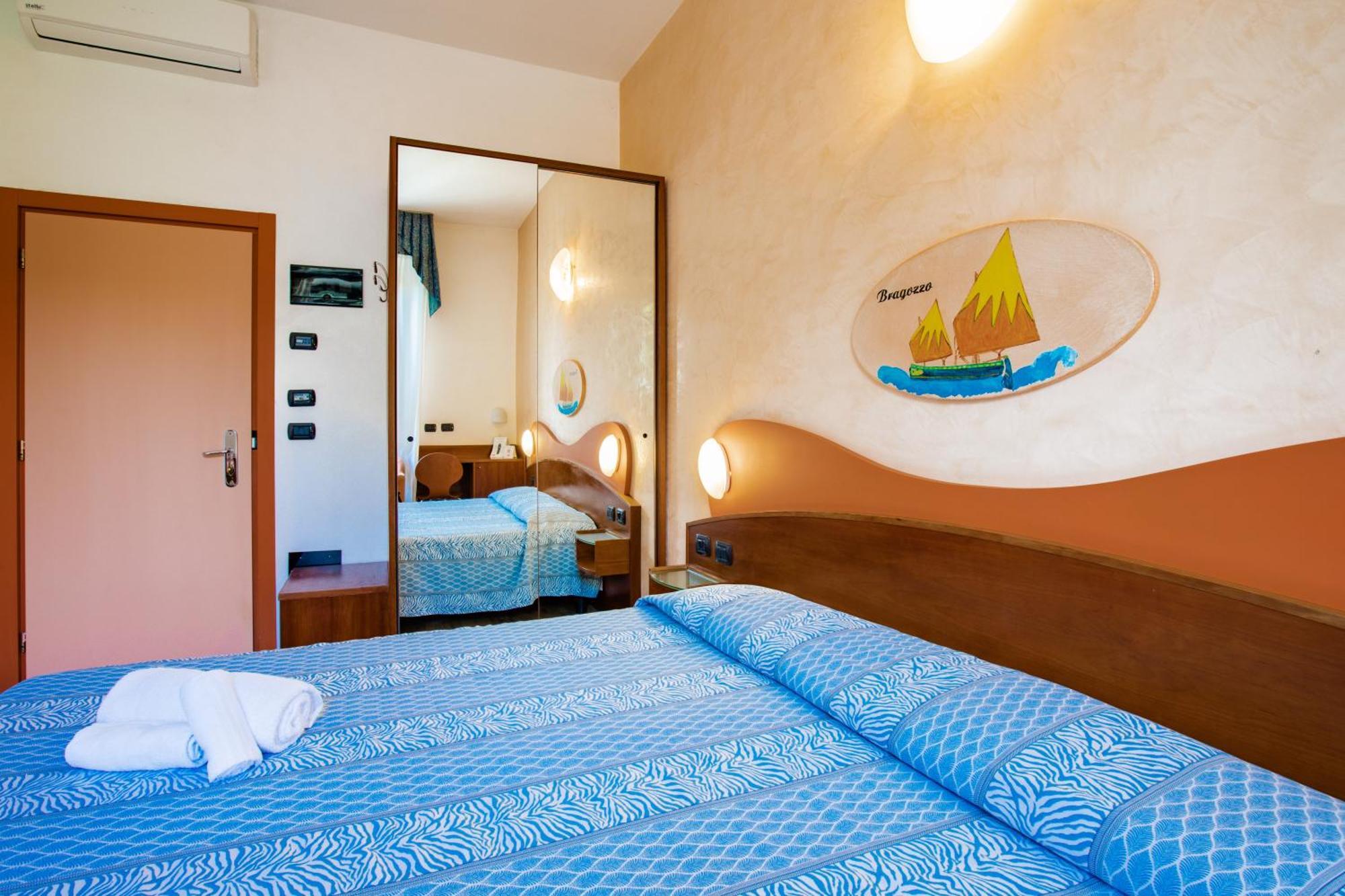 Miramare Hotel Ristorante Convegni تْشيزيناتيكو المظهر الخارجي الصورة